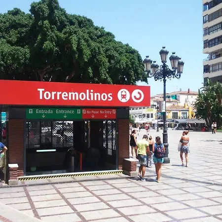 Apartamento Duplex Frente Al Mar Paseo Maritimo Lägenhet *